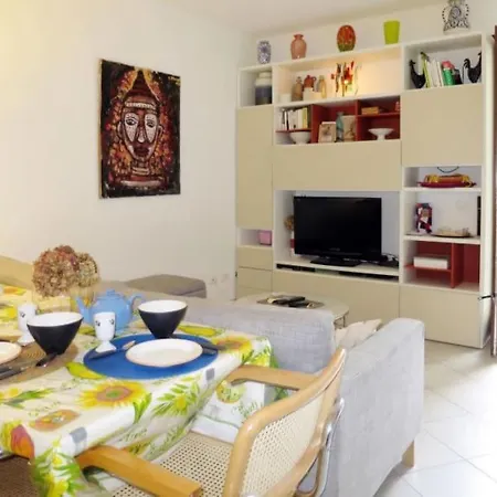 Casa Claudine Al Lago Maggiore Vakantiehuis Intra